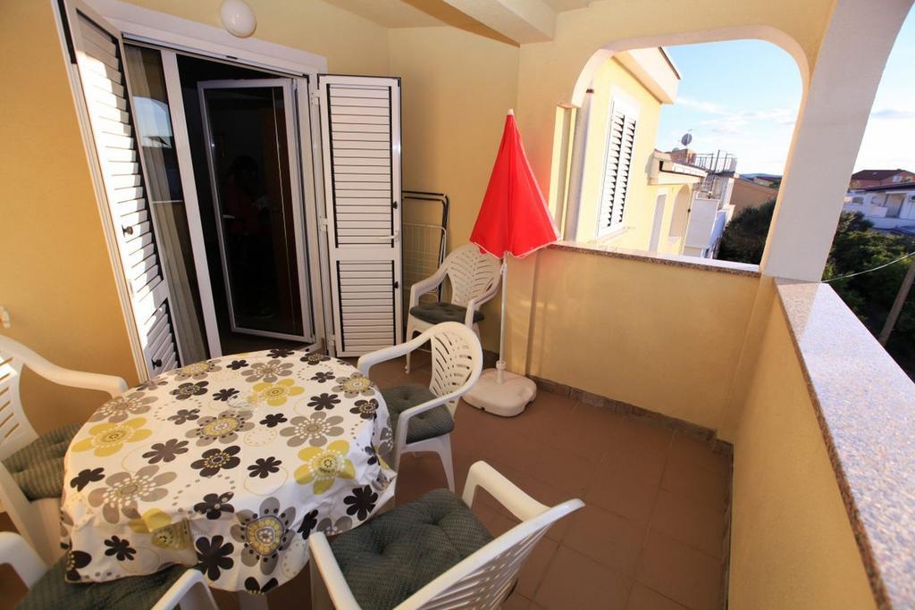 Apartments Franc Povljana Room photo
